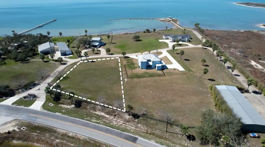102 Redfish Point Drive, Rockport, TX 78382 - #3