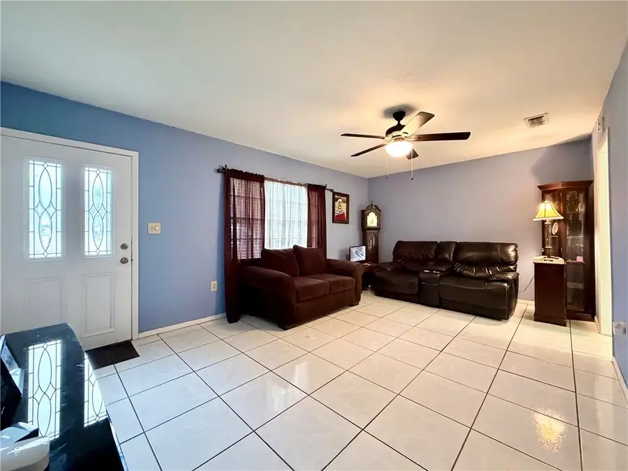 1002 Gillette Street, Kingsville, TX 78363 - #3