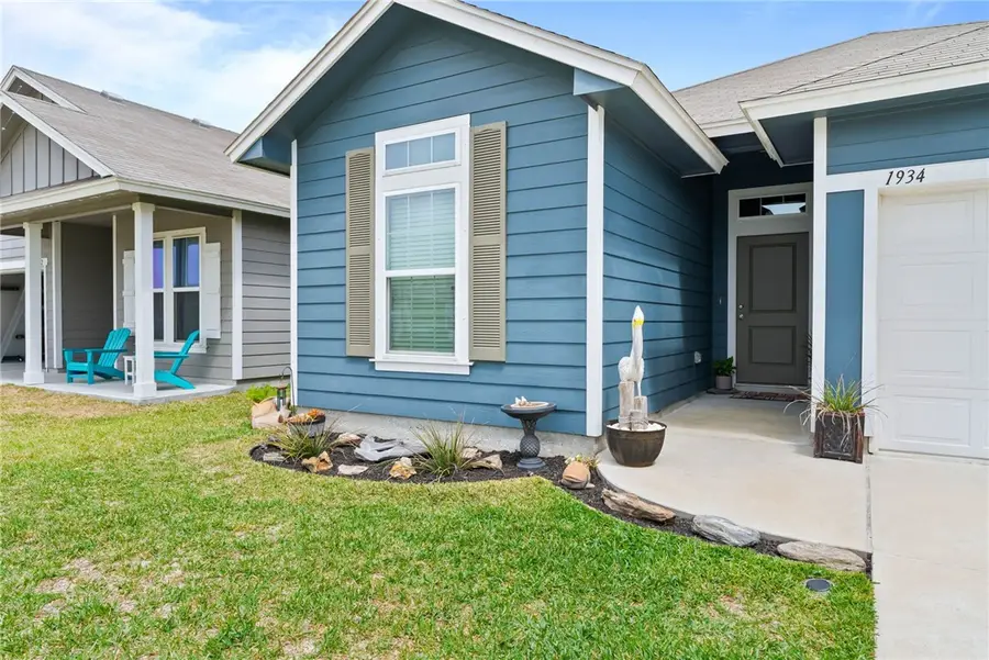1934 Shellbank Avenue, Aransas Pass, TX 78336 - #3