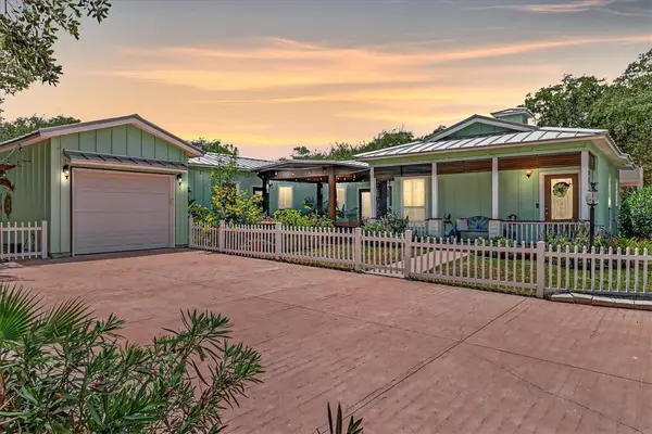 53 Old Cottage Beach, Rockport, TX 78382