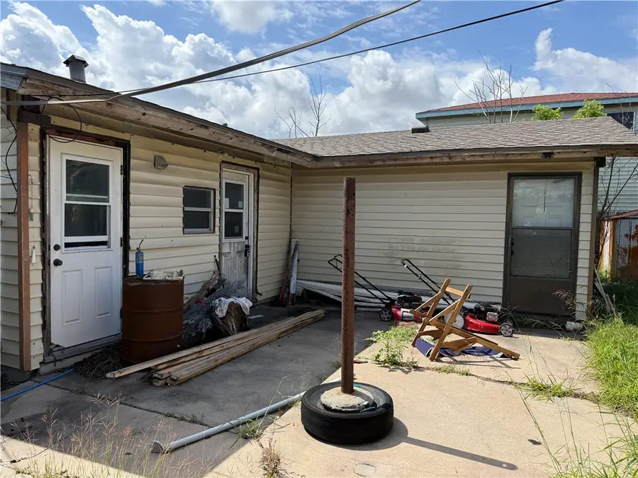 4541 Larkspur, Corpus Christi, TX 78416 - #3