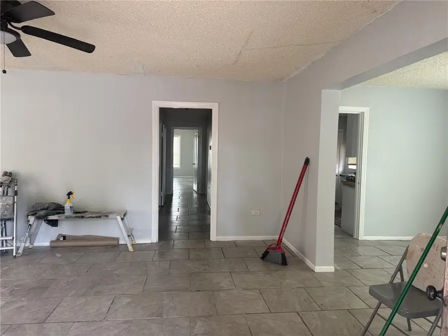 325 Rosebud Avenue, Corpus Christi, TX 78404 - #2