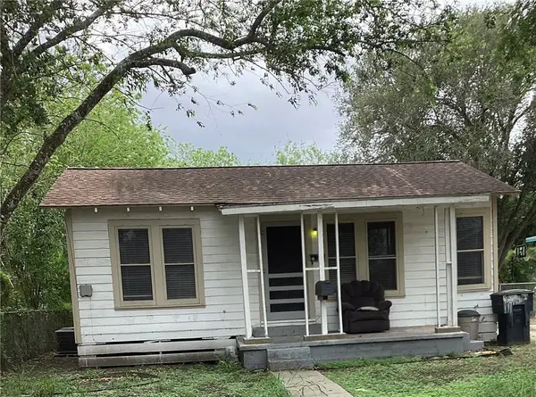 908 Chandler Street, Alice, TX 78332