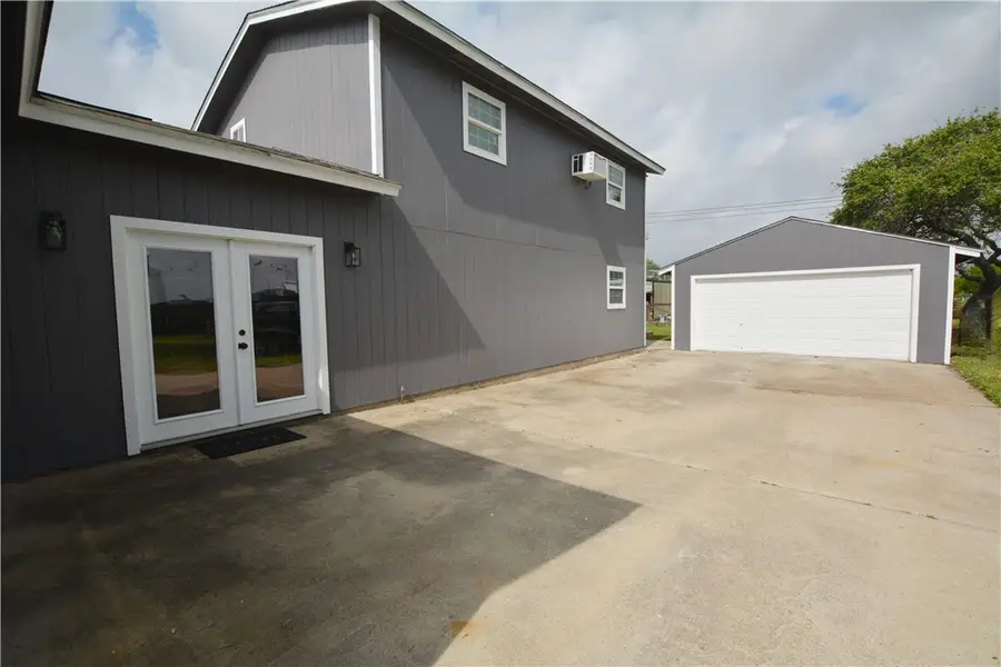 842 Greenbay Drive, Corpus Christi, TX 78418 - #2