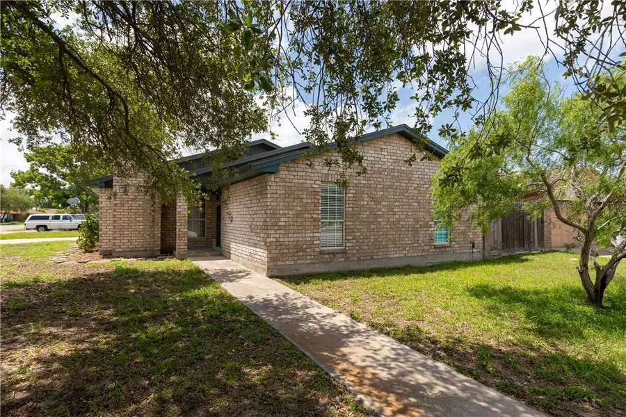 842 Quetzal Street, Corpus Christi, TX 78418 - #3