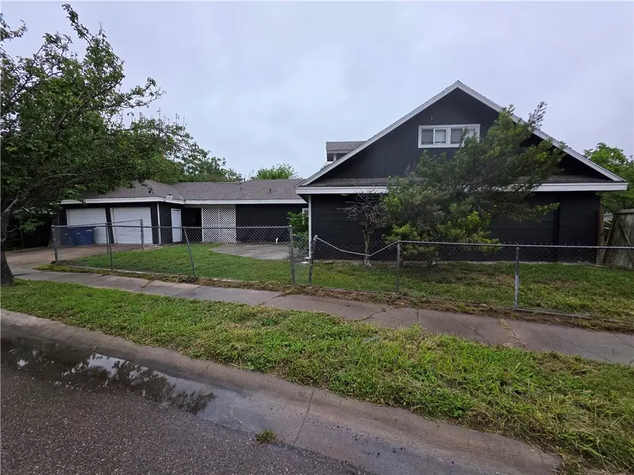 3802 Marion Street, Corpus Christi, TX 78415 - #2