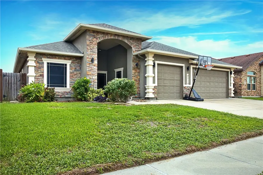 6714 Battery Park Court, Corpus Christi, TX 78414 - #2