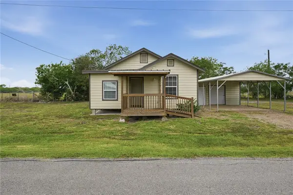 310 Driscoll Street, Woodsboro, TX 78393