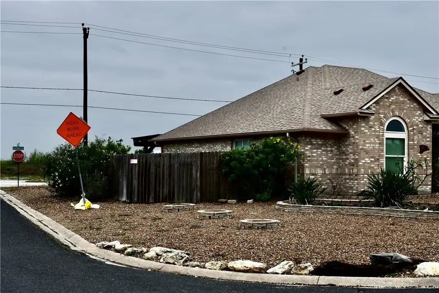 14005 Coquina Bay Avenue, Corpus Christi, TX 78418 - #2