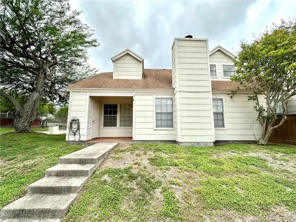 7202 Mansions Drive #E3, Corpus Christi, TX 78414