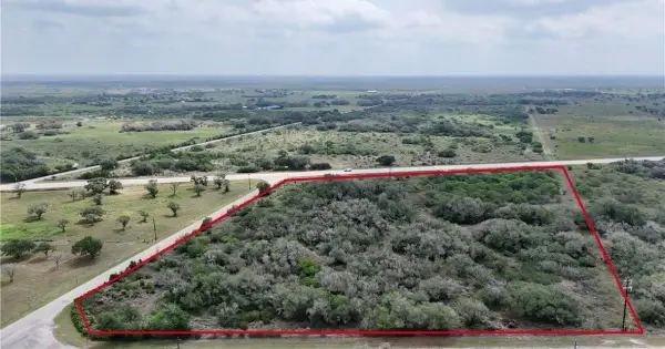 386 Old Goliad Rd, Refugio, TX 78377