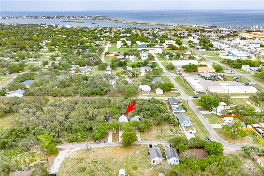 712 Moline Street, Rockport, TX 78382 - #3