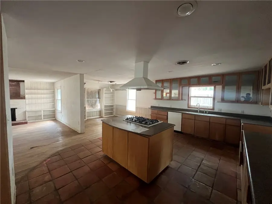 6042 Ebonwood Drive, Corpus Christi, TX 78412 - #3