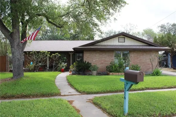 1716 Lawndale Drive, Kingsville, TX 78363