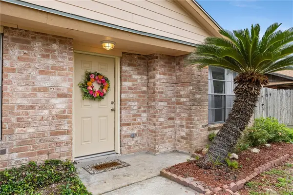6993 Lake View Drive, Corpus Christi, TX 78412