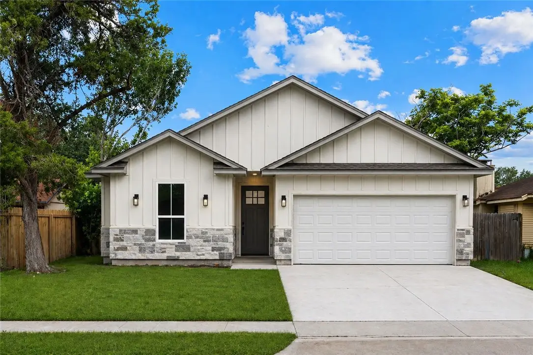 2813 Alvin Drive, Corpus Christi, TX 78415 - #1