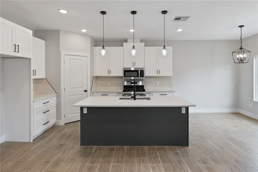 2813 Alvin Drive, Corpus Christi, TX 78415 - #3