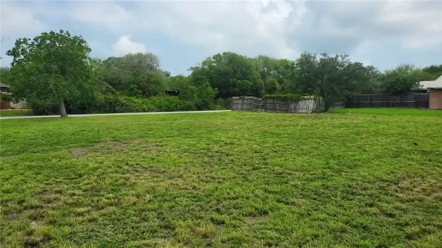 6049 Rio Vista Avenue, Corpus Christi, TX 78412 - #3