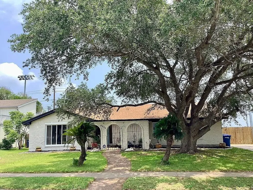 6826 Sahara Drive, Corpus Christi, TX 78412 - #1