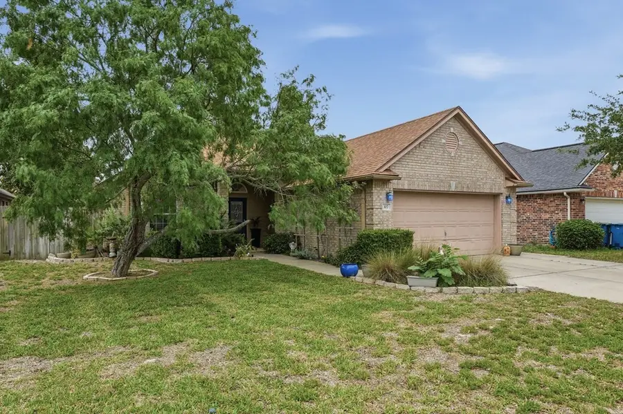 107 Georgian Oaks, Rockport, TX 78382 - #3