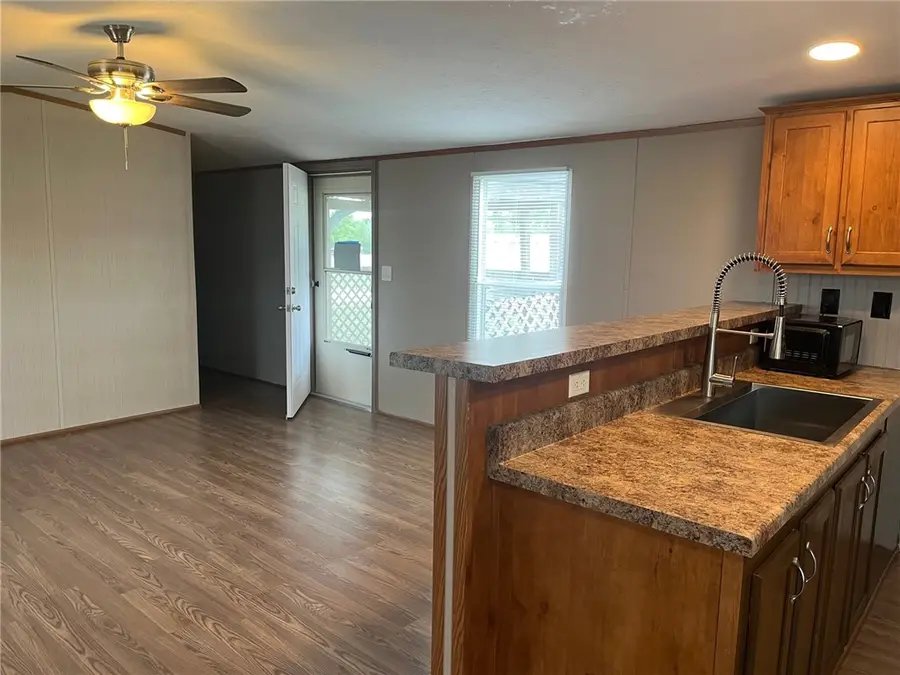 699 S Vista, Sandia, TX 78383 - #2