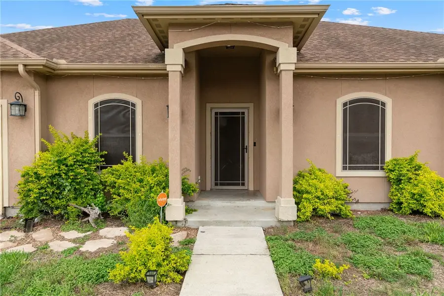 3910 Granite Peak, Corpus Christi, TX 78414 - #3