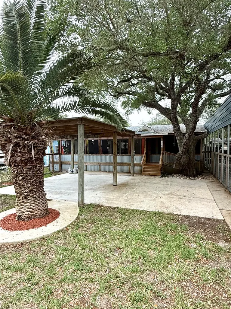 216 S Lake Drive, Rockport, TX 78382 - #1