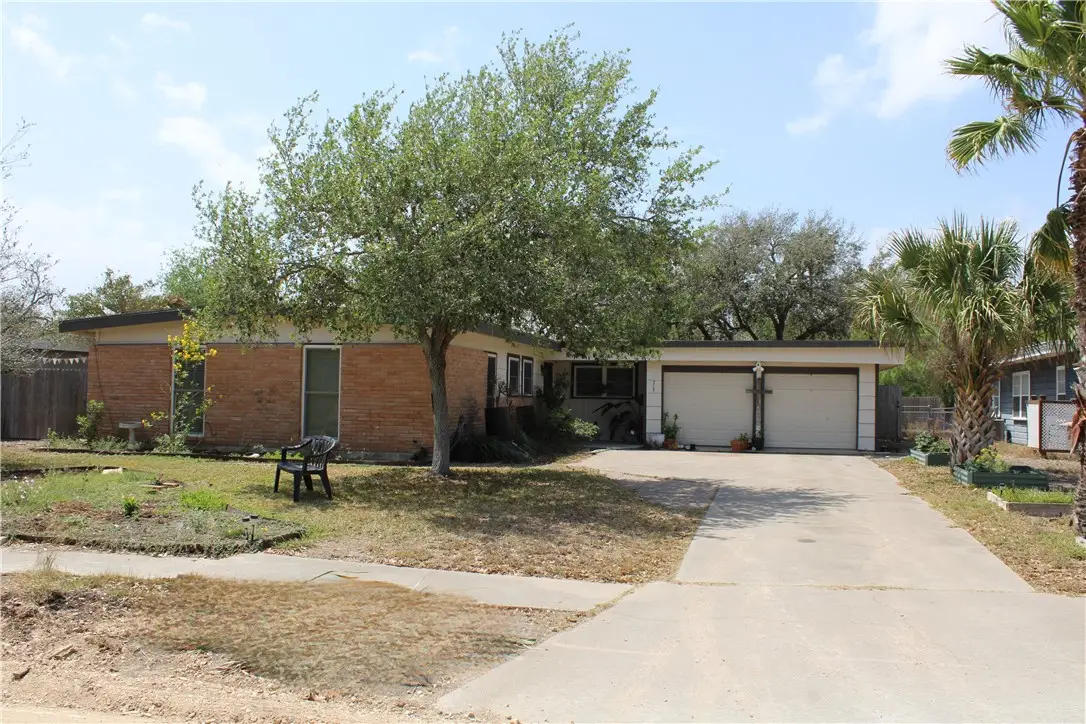717 Santa Barbara Drive, Kingsville, TX 78363 - #1