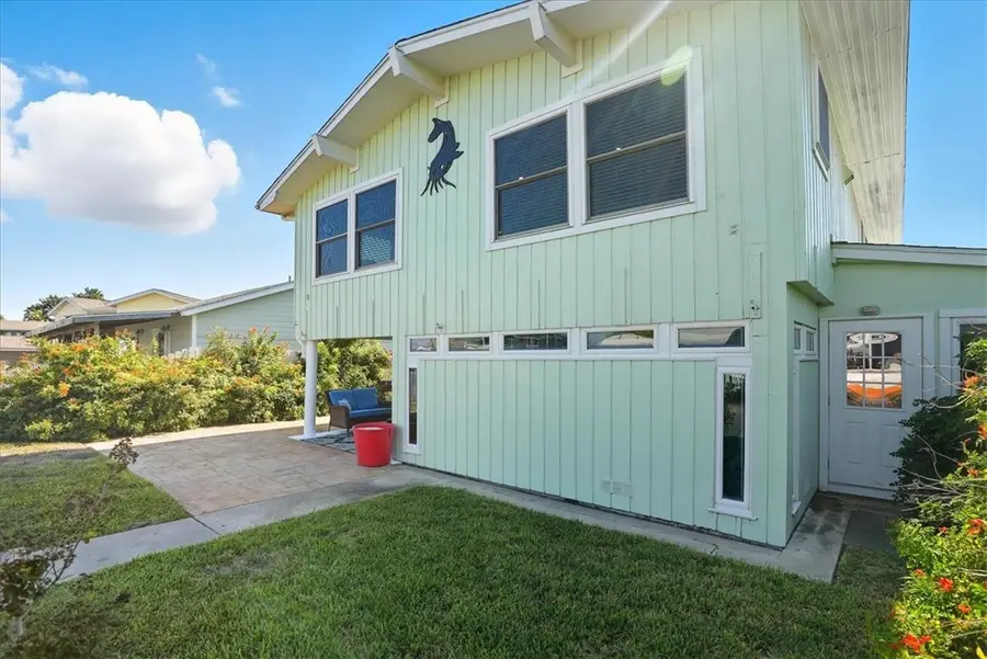 228 Starboard Avenue, Rockport, TX 78382 - #2