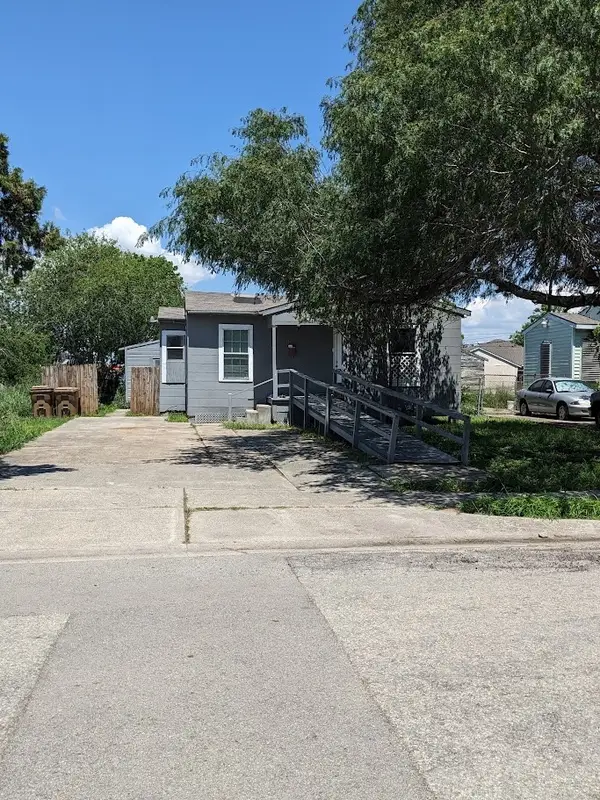 2637 Lynch Street, Corpus Christi, TX 78404