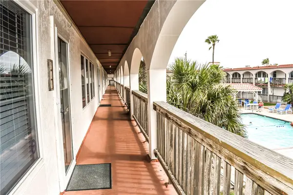 15005 Windward Drive #214, Corpus Christi, TX 78418