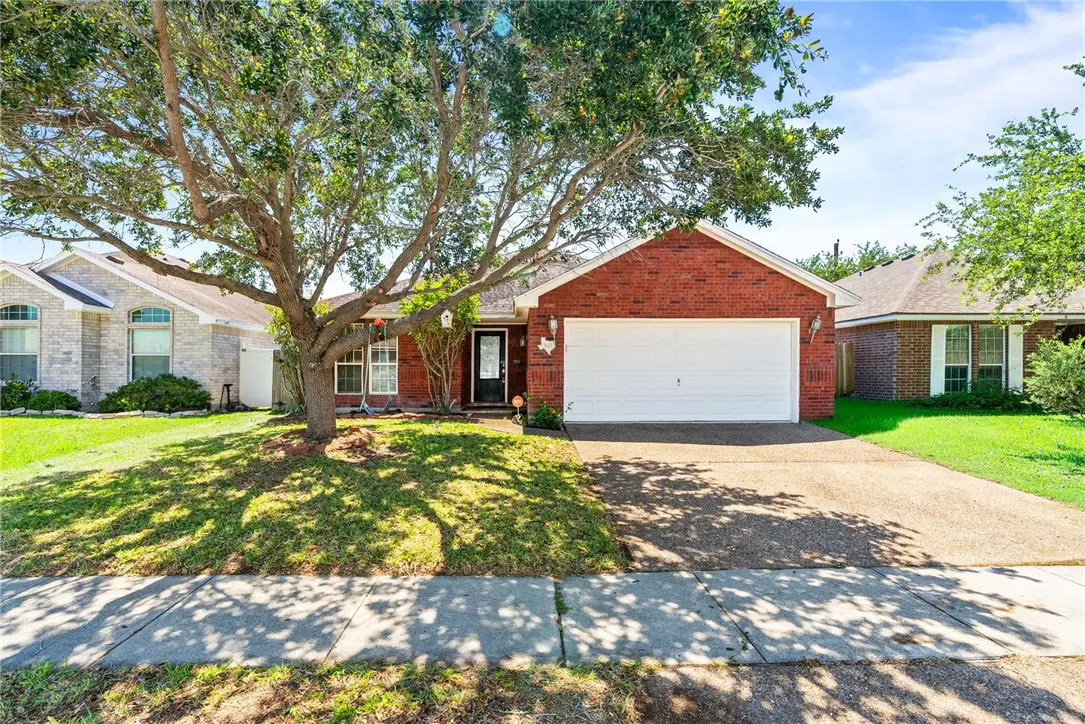 3114 Quail Creek Drive, Corpus Christi, TX 78414 - #1