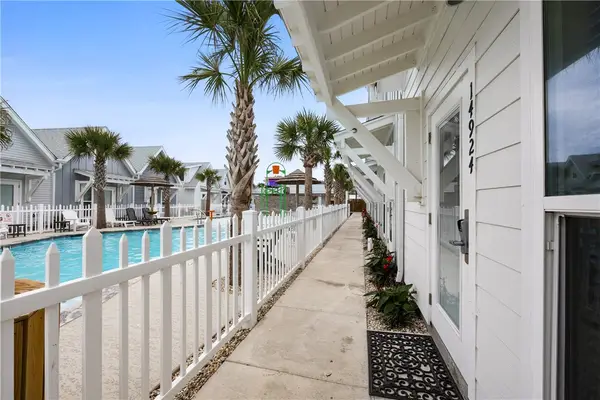 14924 Smugglers Cove Drive, Corpus Christi, TX 78418