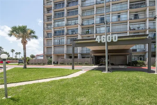 4600 Ocean Drive #702, Corpus Christi, TX 78412