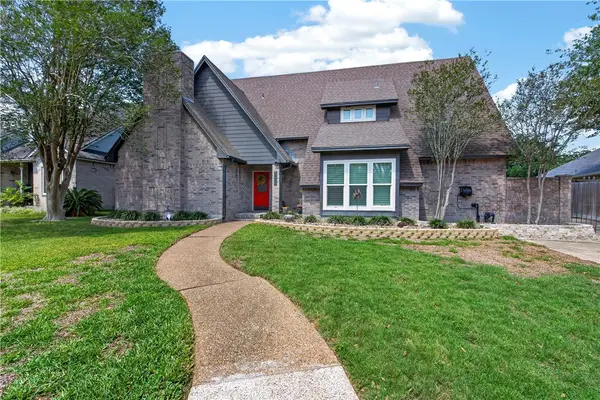 4221 Cowhouse Creek Court, Corpus Christi, TX 78410