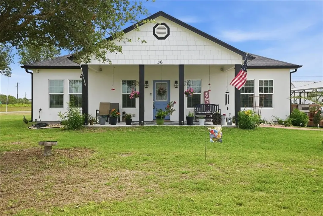 36 W Green Oak, Rockport, TX 78382 - #1