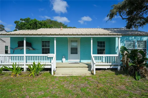 1044 S Houston Street, Aransas Pass, TX 78336