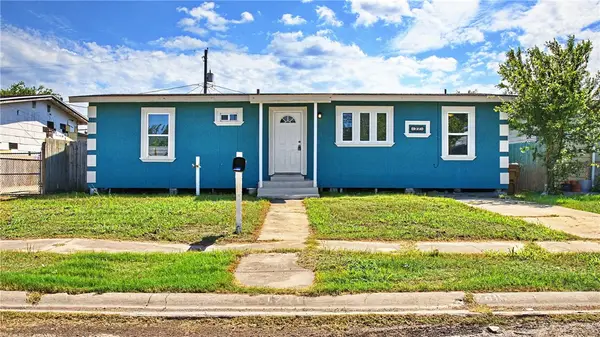 1721 Hickory Place, Corpus Christi, TX 78416