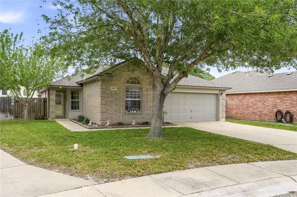 1630 Windy Oaks Drive, Aransas Pass, TX 78336