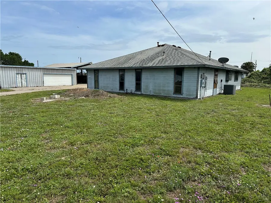 417 Linnet, Corpus Christi, TX 78418 - #2