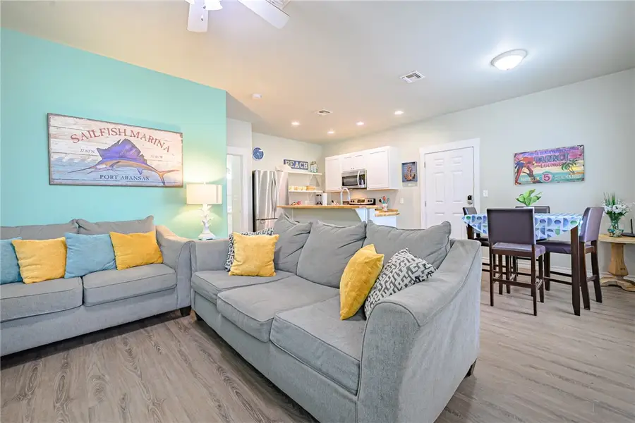 4212 S Hwy 35 #16, Rockport, TX 78382 - #2