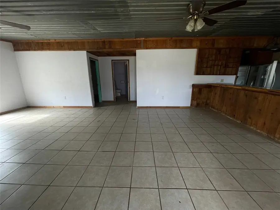 420 W Linden Street, Rockport, TX 78382 - #2