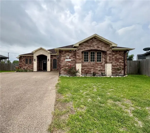 10301 Beverly Hills Drive, Corpus Christi, TX 78410