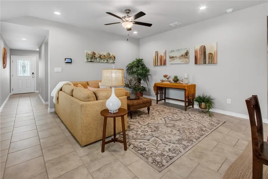 7646 Shadow Rider, Corpus Christi, TX 78414 - #3