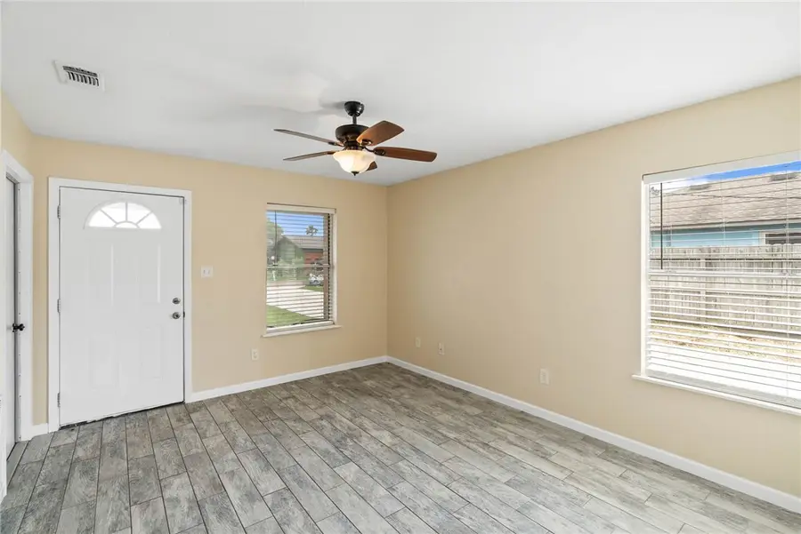 3810 Wagner Lee Drive, Corpus Christi, TX 78418 - #2