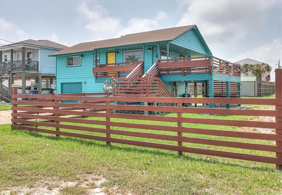 132 S Gulf Street, Port Aransas, TX 78373 - #3