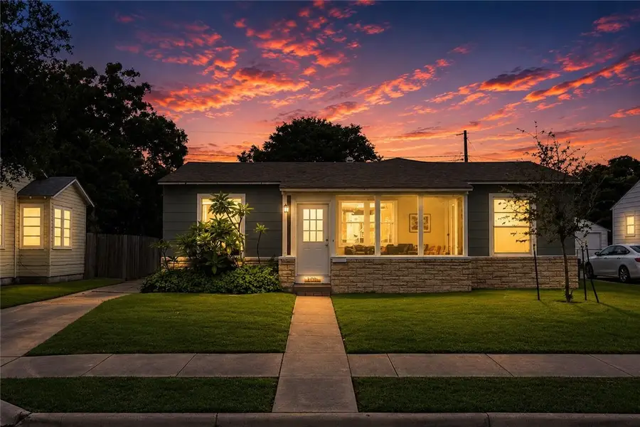 506 Hoffman Street, Corpus Christi, TX 78404 - #2