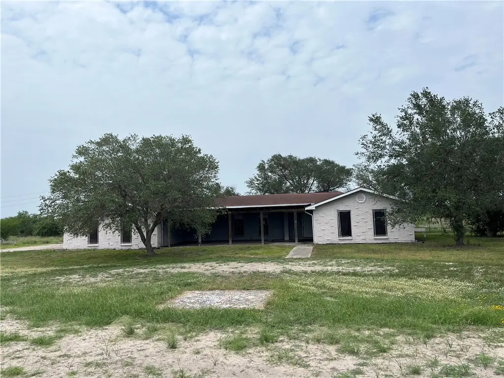 785 S County Road 305, Orange Grove, TX 78372 - #1