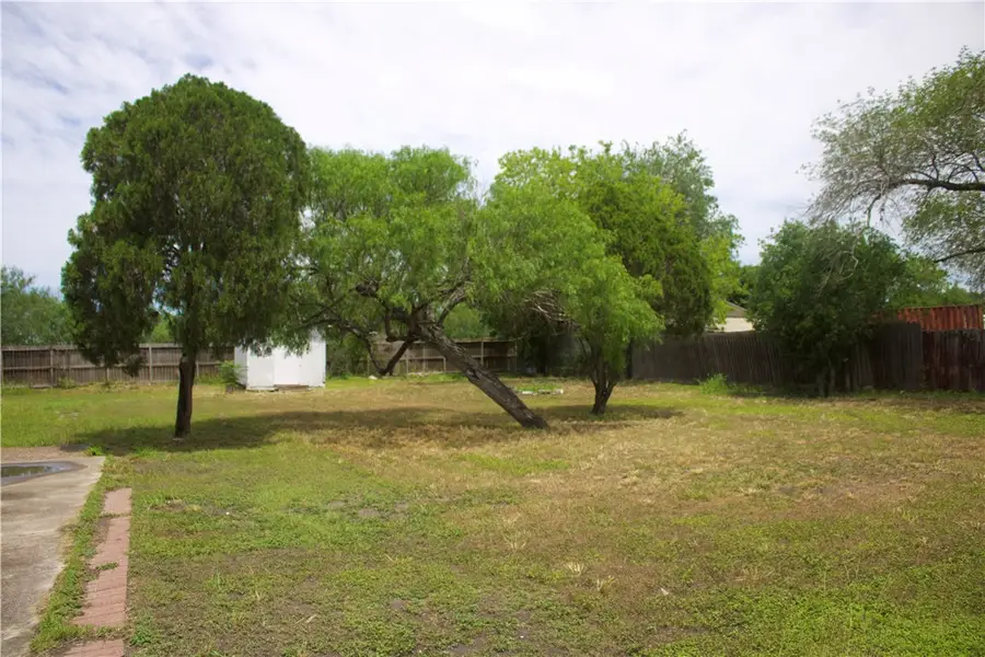 4325 Leonard Drive, Corpus Christi, TX 78410 - #2