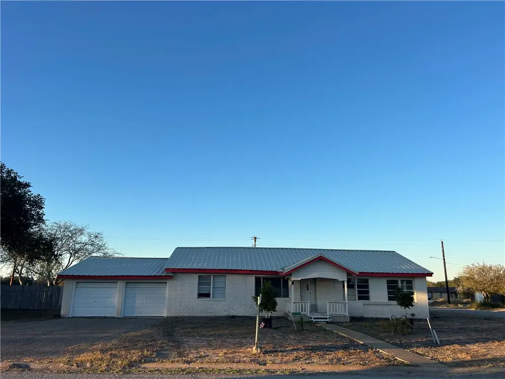 516 Stinson Street, Freer, TX 78357 - #1